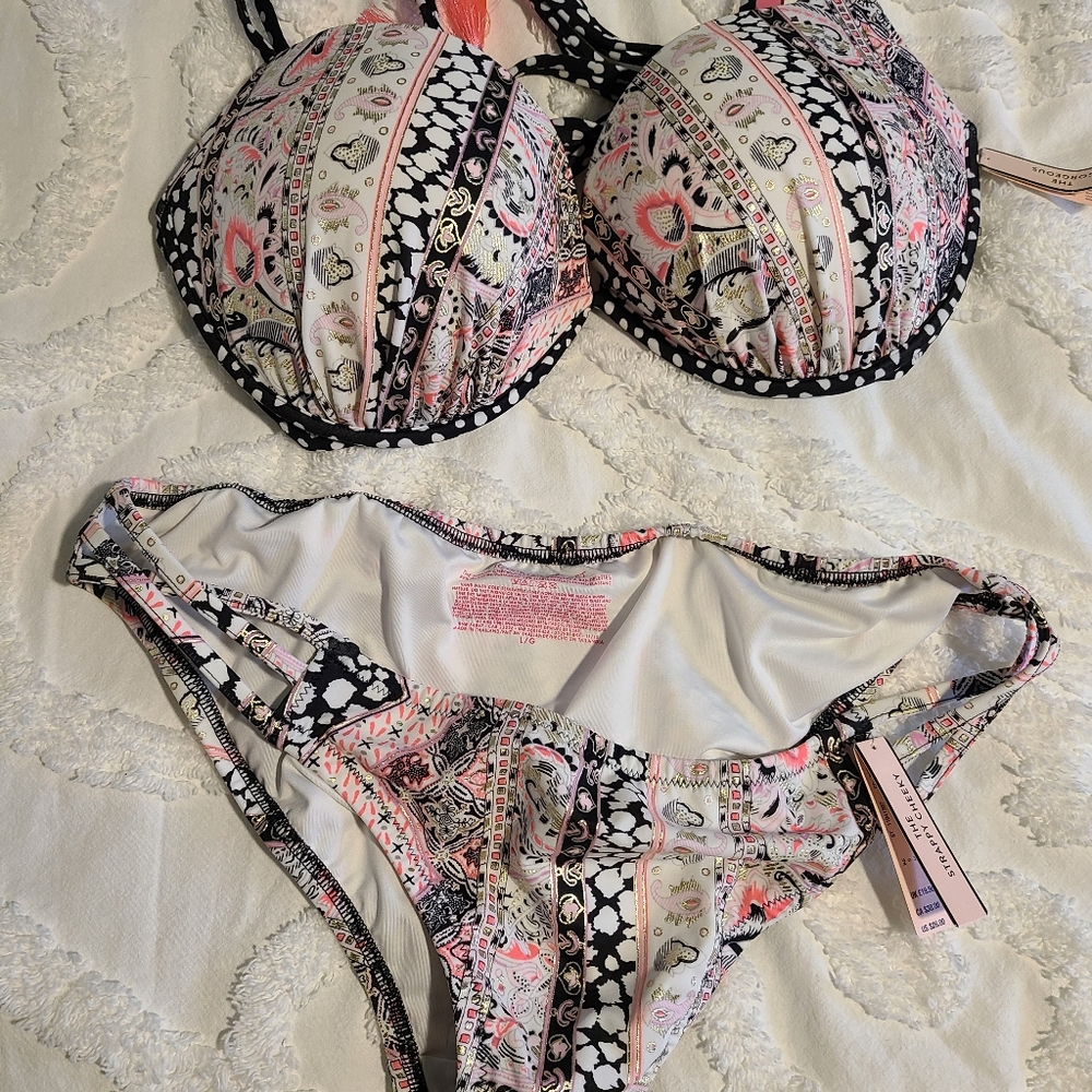 Victoria's Secret bikini